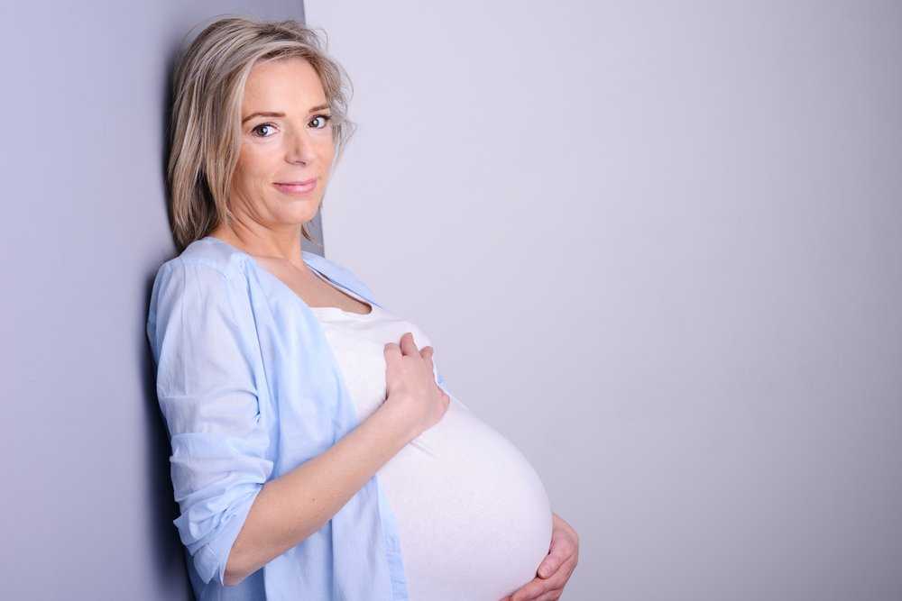 Благополучная беременность в 45 лет возможна, если будущая мама активна и не имеет вредных привычек
