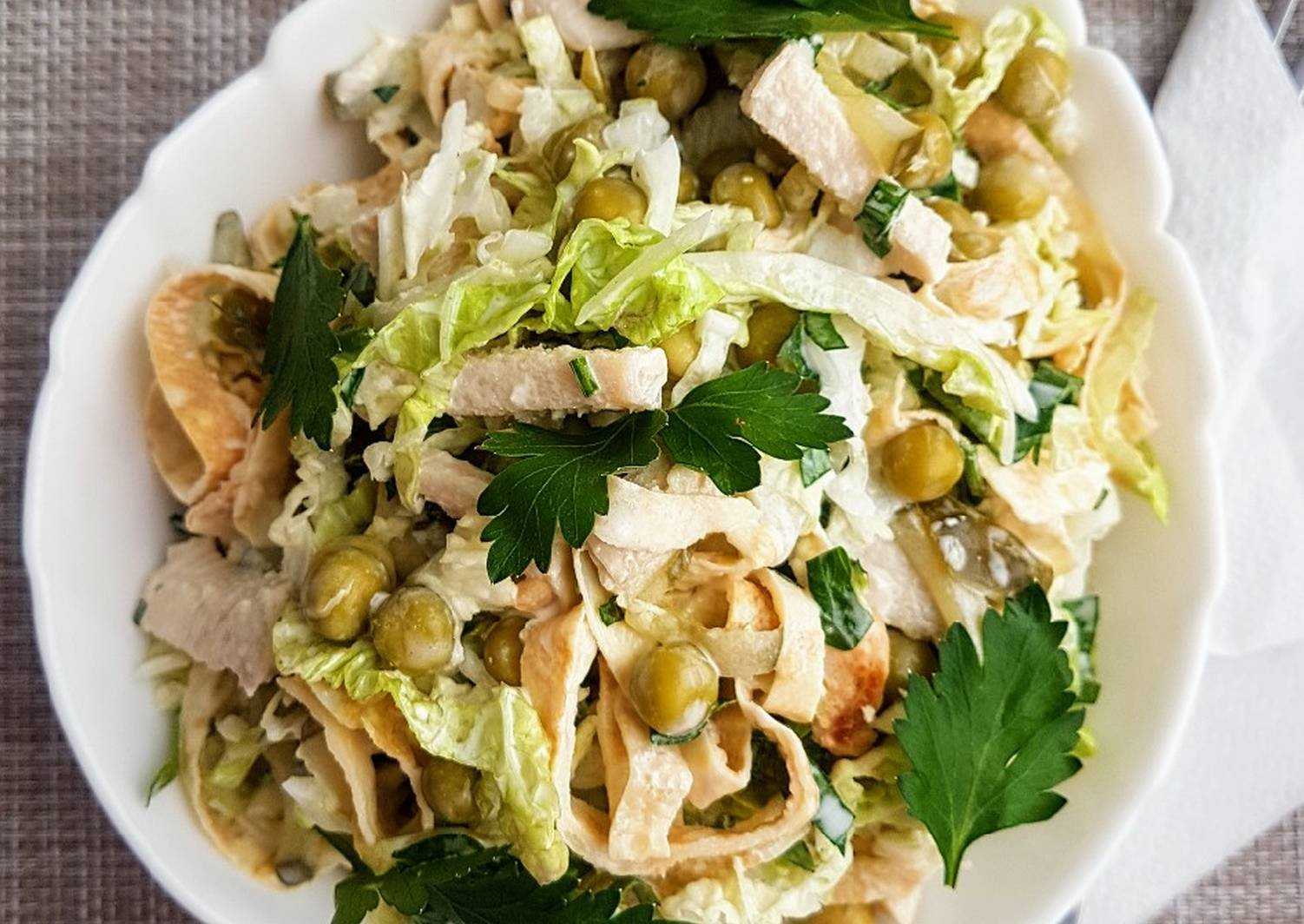 Салаты из пекинской капусты — 17 рецептов быстрых, вкусных и полезных салатов