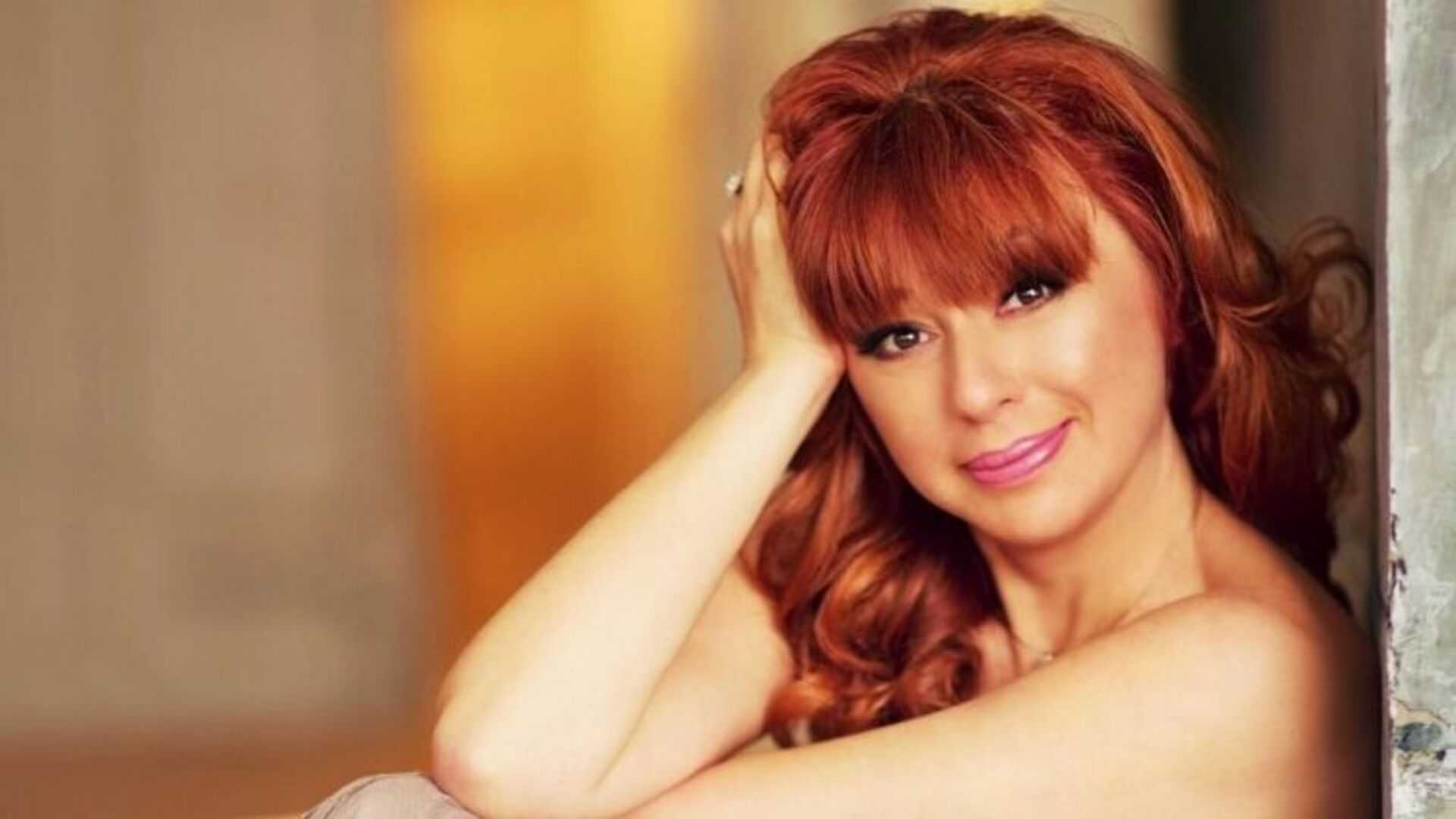 Биография и личная жизнь певицы люси чеботиной: песни, кто ее парень, фото