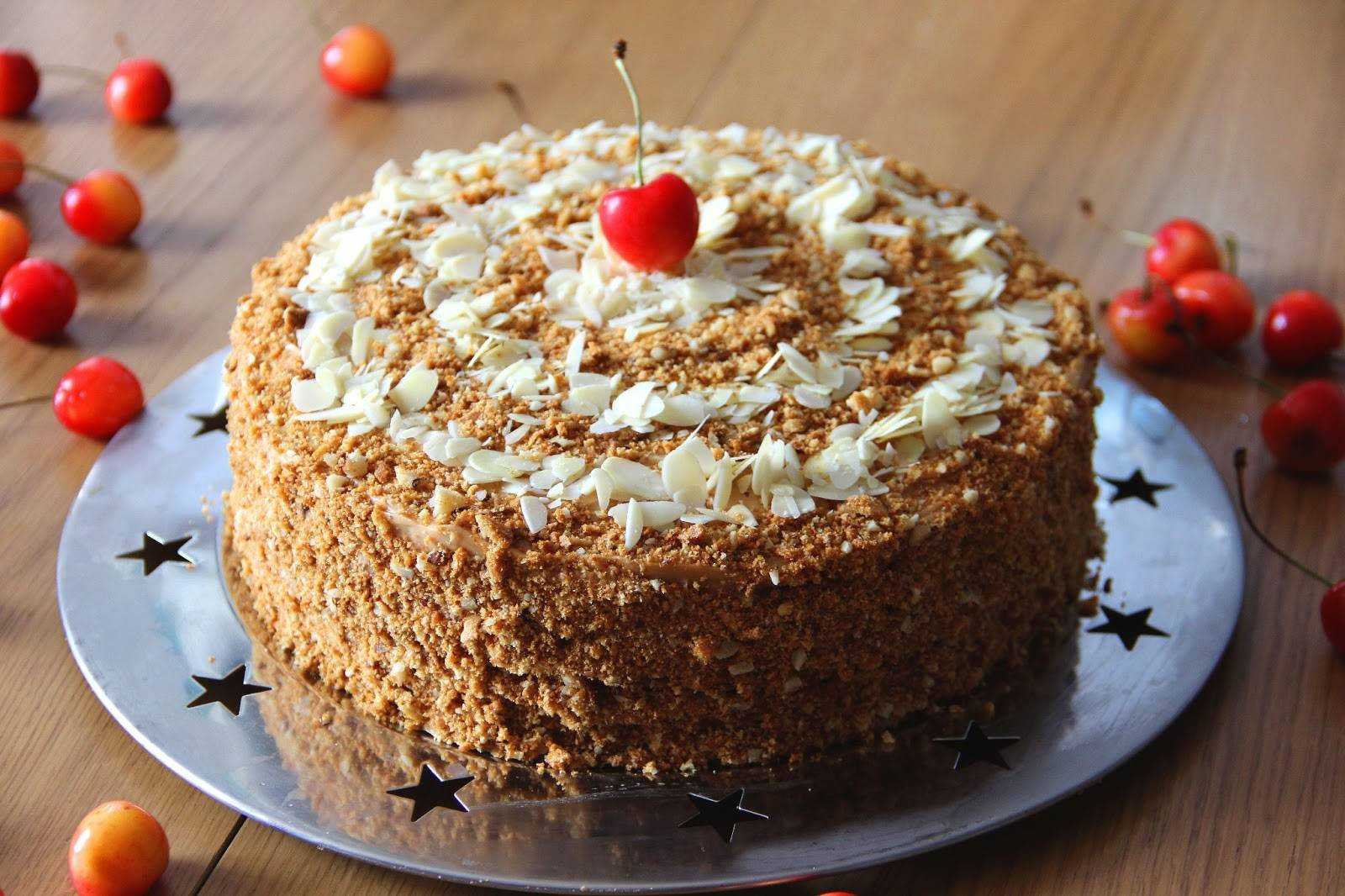 Торт из печенья без выпечки — недорогие и вкусные рецепты на скорую руку
